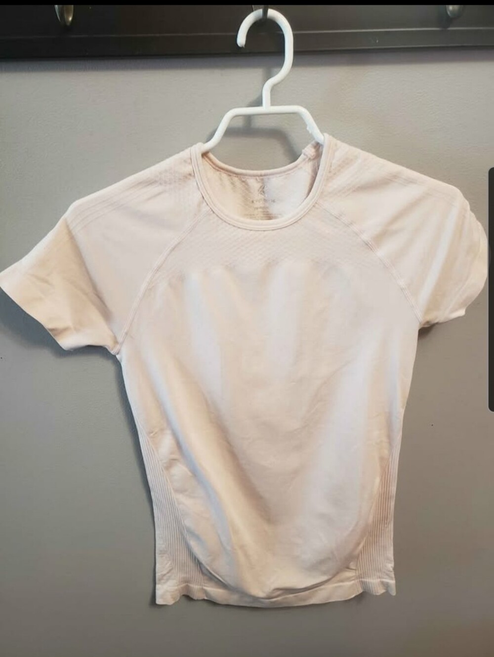 Kyodan Light Pink Short-Sleeve Crew Neck Top